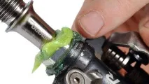 Обслуговування контактних педалей Shimano SPD, веложизнь педалей