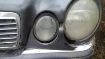 Відкриття капота W210 (бо в пошуку немає нічого із цієї серії) пошуку