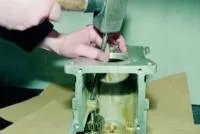 кутия демонтаж