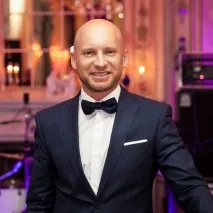 Роман Третяков Роман Третяков