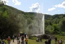 UA 7 знаменитих рукотворних гейзерів води