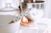 руками