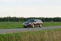 Співвідносимо переваги та недоліки Toyota Venza переваги