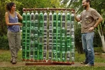 Сонячний водонагрівач із пластикових пляшок водонагрівач