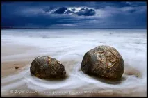 Валуни Моєракі (Moeraki Boulders), Перше знайомство з Новою Зеландією, Мої 100 доріг валуни
