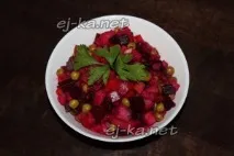 Вінегрет з оселедцем кубиком