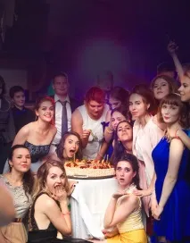 Випускний для 11 класу у Санкт-Петербурзі випускний