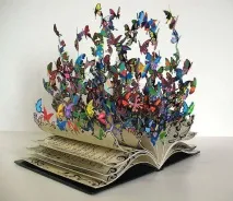Чарівні скульптури з книг – Ярмарок Майстрів книг