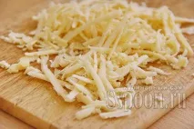 Рулет з лаваша з грибами та свіжими овочами. овочами