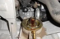 Заміна масла Ніссан Тіїда - Статьи - Nissan Drives ніссан