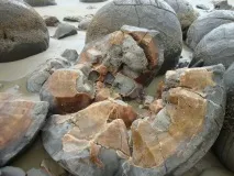 Загадкові валуни Моєракі, Нова Зеландія моєракі