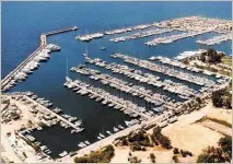 Alimos marina (Athens), s athens