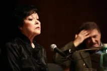 Ахмадуліна Белла вірші та біографія біографія