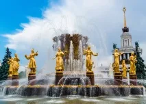 скулптури тези