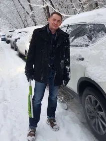 мене