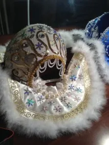 кокошник превод руски английски