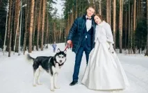 младоженците младоженците