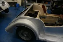 Як збирають автомобіль Morgan Aero 8, Як це зроблено morgan