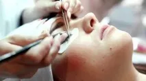 Червоні очі після нарощування вій що робити робити