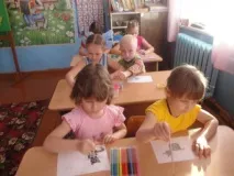 Комплексне заняття з розвитку мови та образотворчої діяльності у старшій групі на тему розвитку