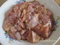 Курка ГунБао виклала