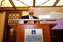Років через 10 ми станемо їсти черв’яків гельмінтотерапія змінює фармакологію гельмінтотерапія