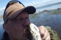 Лов змієголов на озері Ханка дуже