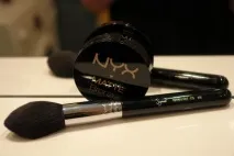 bronzer bronzer