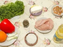 Літній салат з курки з італійським соусом курки