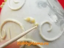 Пасхальне яйце в техніці декупаж та пейп-арт пасхальне