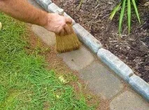 Приклад установки бордюру для клумби з плоскої бруківки, Мій Милий Дім - хенд-мейд ідеї рукоділля плоскої