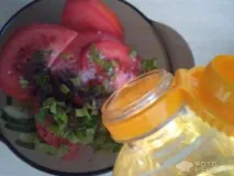 Рецепт Салат з помідорів та огірків у маринаді, рецепт