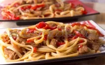 Спагетті з м’ясом та овочами в соєвому соусі - рецепт приготування спагетті з м’ясом та овочами овочами