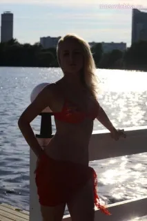 москвичка вечерна