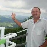 Божко Юрій Кімович, Центр Резонанс кімович