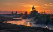 Читаючи Царя, Пророка та Поета царя