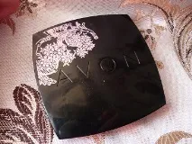 Чотириколірні тіні для повік «Невловима Принадність» AVON чотириколірні