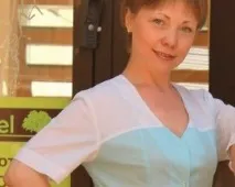 масажистка