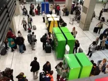 добираємося