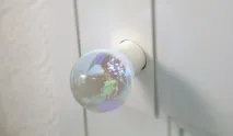 вратата дръжка