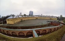 болница