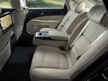 Hyundai Equus (2009-2016) ціни та характеристики, фотографії та огляд 2009-2016