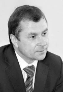 Як змінити чиновника, Газета «День» змінити
