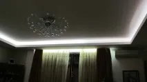 светещ тавана