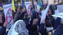 Момент вибуху біля стін Верховної ради потрапив на відео біля