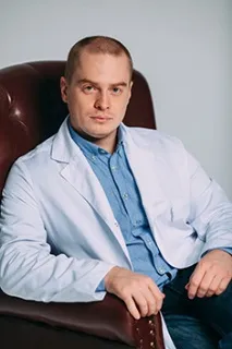лікарі