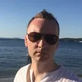 Потрібно зробити гумову флеш шапку для сайту зробити