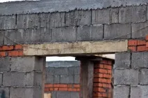 Перемички для віконних прорізів брускові, плитні, металеві та інші конструкції, відео та фото перемички