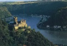 Подорож річкою Рейн замок
