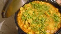 Рецепт Тушкована картопля з селери та куркумою, Яскраво та ароматно) Незвичайне у звичайному) картопля